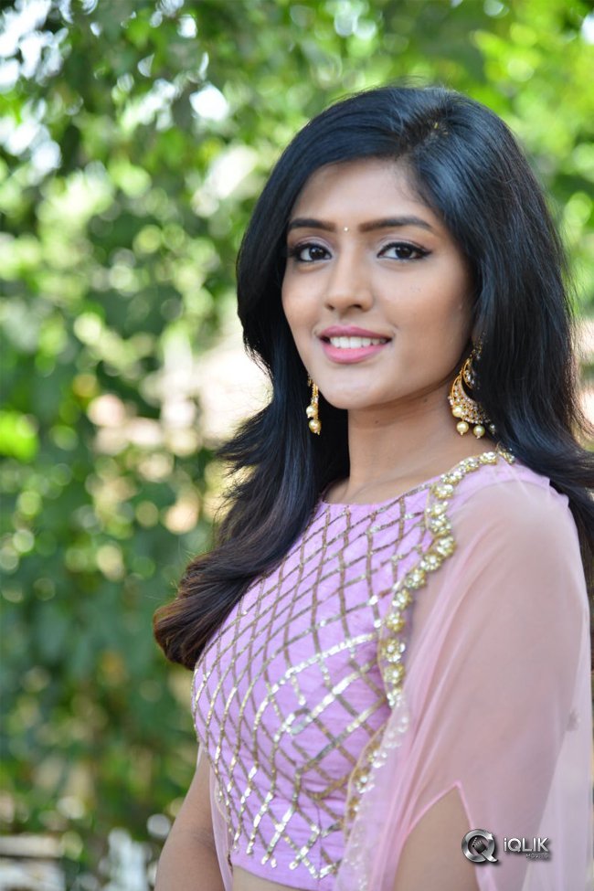 Eesha-Rebba-New-Photos